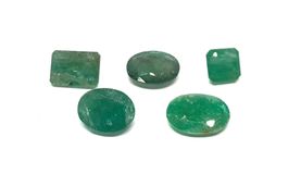 5x émeraudes Zambie 10.20 ct - CERTIFICAT 700.- Fr