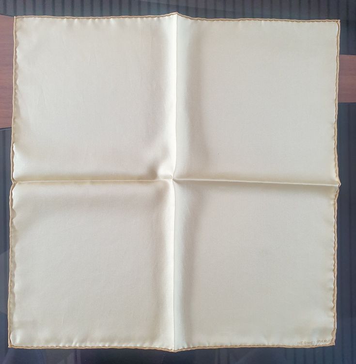 Seideneinstecktuch Beige Creme 25x25 Cm - Edles Perlmuttdesign