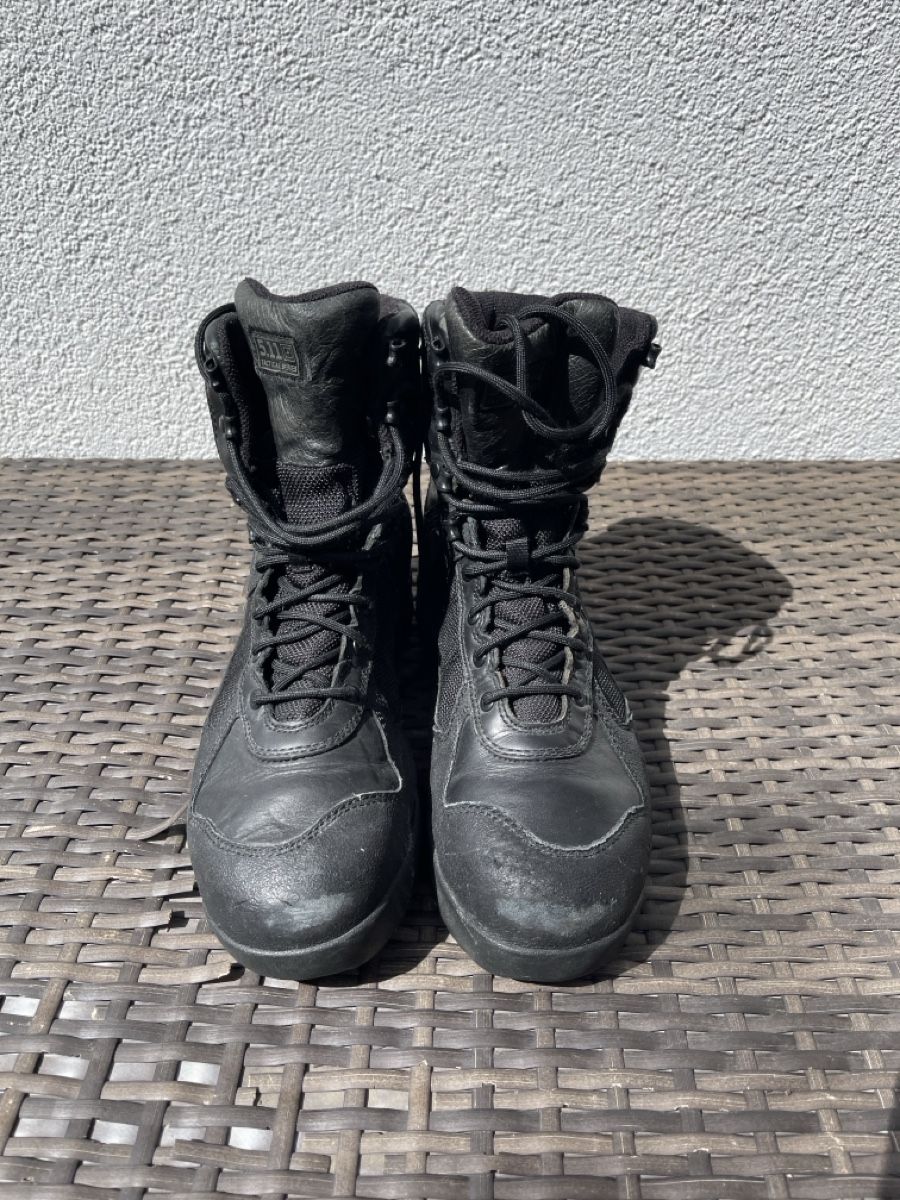 Scarpe da uomo: Schwarze Einsatzstiefel – Usato da Rodersdorf venduto da fris01 1