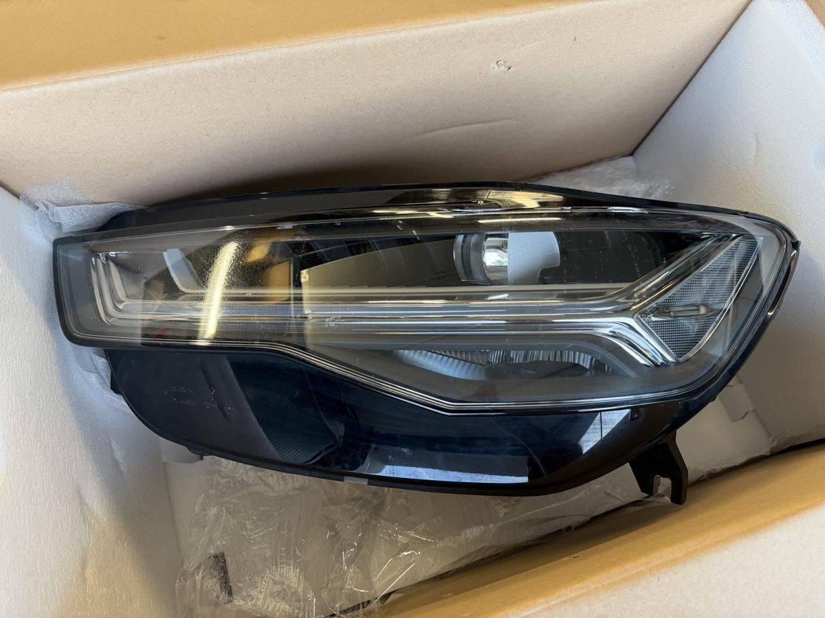 Audi Fari: Phare Audi RS6 – Usato da Thônex venduto da RS_QUATTRO_GMBH 2