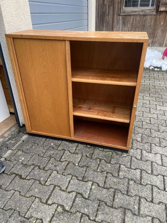 Zu verschenken HolzAktenschrank mit seitlicher Rolltür Acheter sur