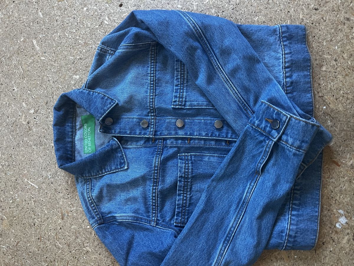 Benetton Giacche & Cappotti: Jeansjacke – Usato da Rupperswil venduto da Gisliflue007