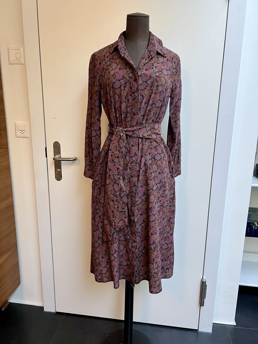 Robes: MaxMara Seidenkleid 34 – D'occasion à Wabern par La-Vitrine 5