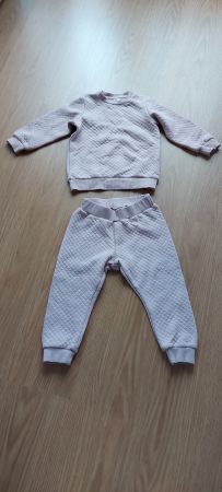 Zweiteiler Hose/Pullover Babykleider Kinderkleider Grösse 92