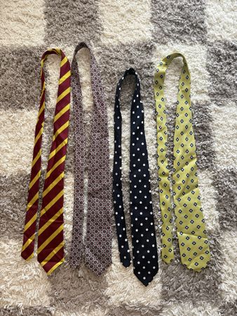 Lot de 4 cravates - vintage (3x Soie, 1x Polyester)