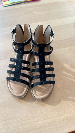 Sandales d'été noires à brides, taille 33, bon état