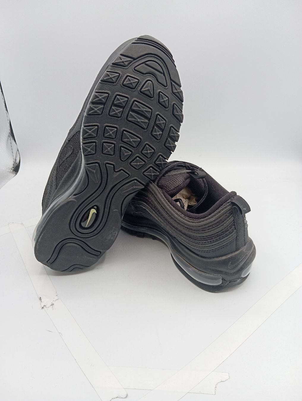 Nike Scarpe da uomo: Nike Air Max 97 (EU38.5) – Nuovo e nell'imballaggio originale da Schaffhausen venduto da outlez 5