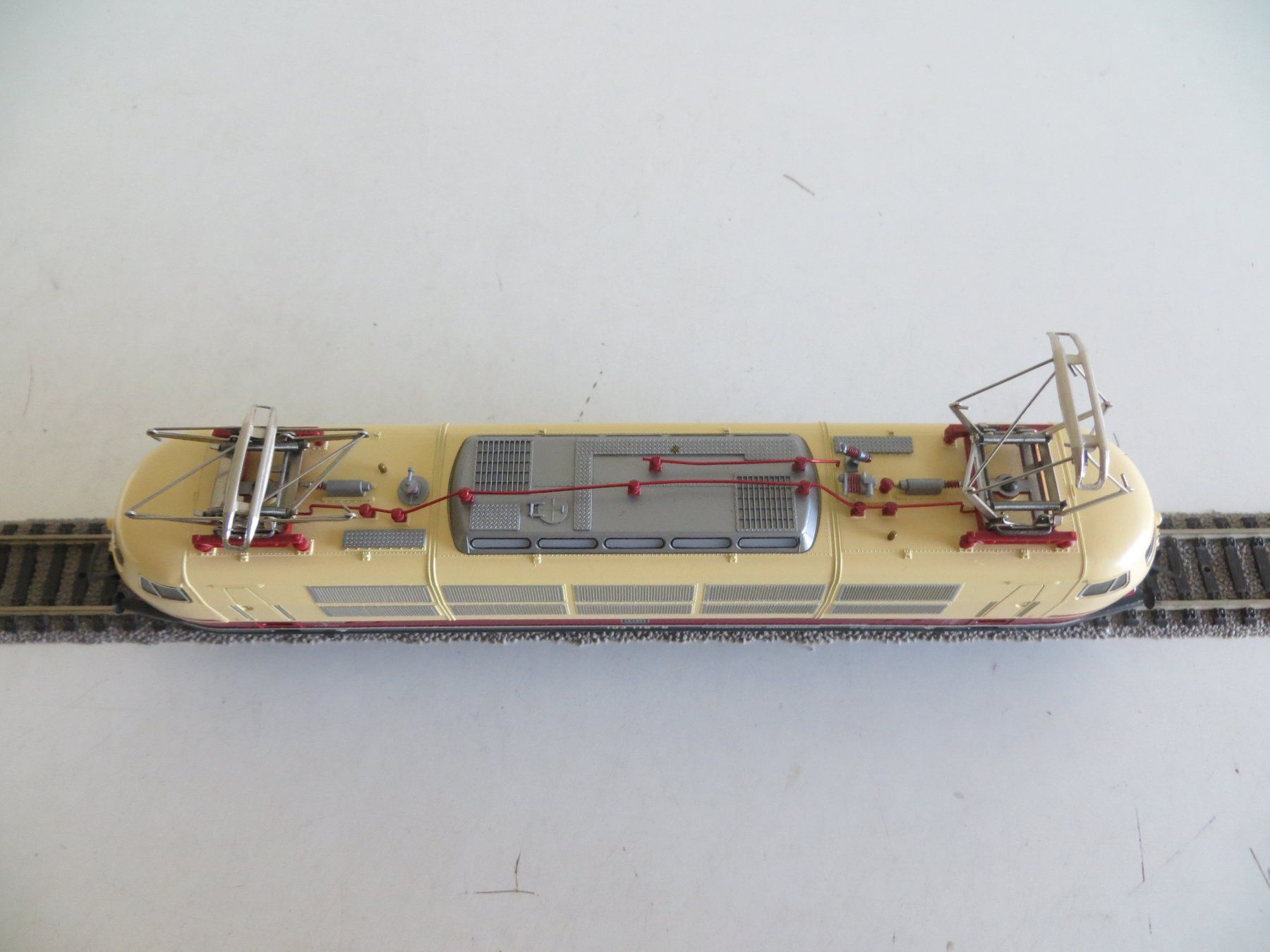Fleischmann Modelleisenbahnen: Fleischmann H0: Elektrolok E 03 der DB, 4375, mit OVP – Gebraucht aus St.Gallen von gnumolo 5