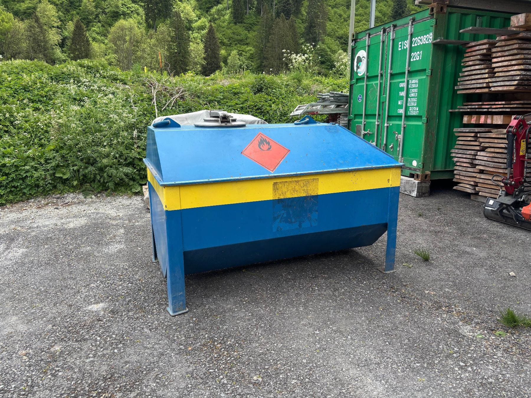 Accessori per altri veicoli: Dieseltank Baustellentank Tankstelle – Usato da Siat venduto da Casanova-Mechanik 2
