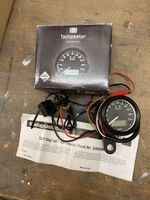 Tumbleton & Twist (T&T) Digital-Tachometer