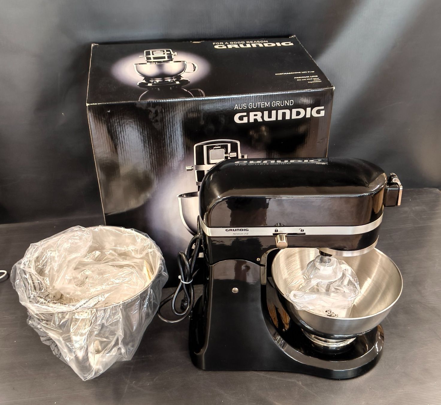 Grundig Küchengeräte: Grundig UM 9140 Küchenmaschine – Gebraucht aus Basel von bk_brockibasel