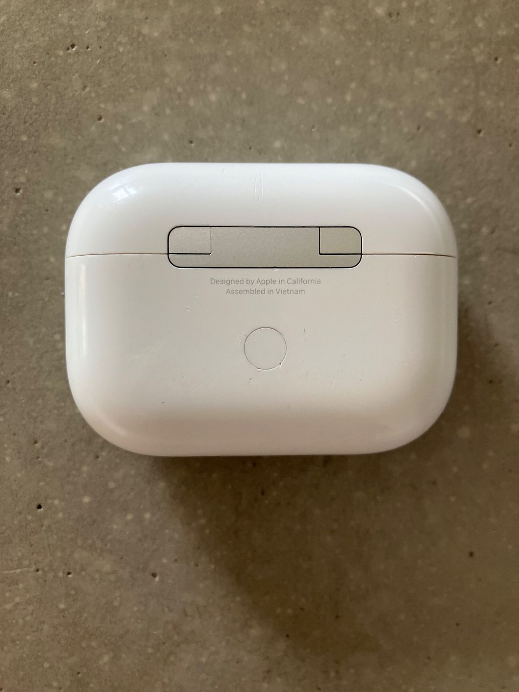 Apple Cuffie: Apple AirPods Pro 1 Charging Case – Usato da Lausanne venduto da mr.v 2