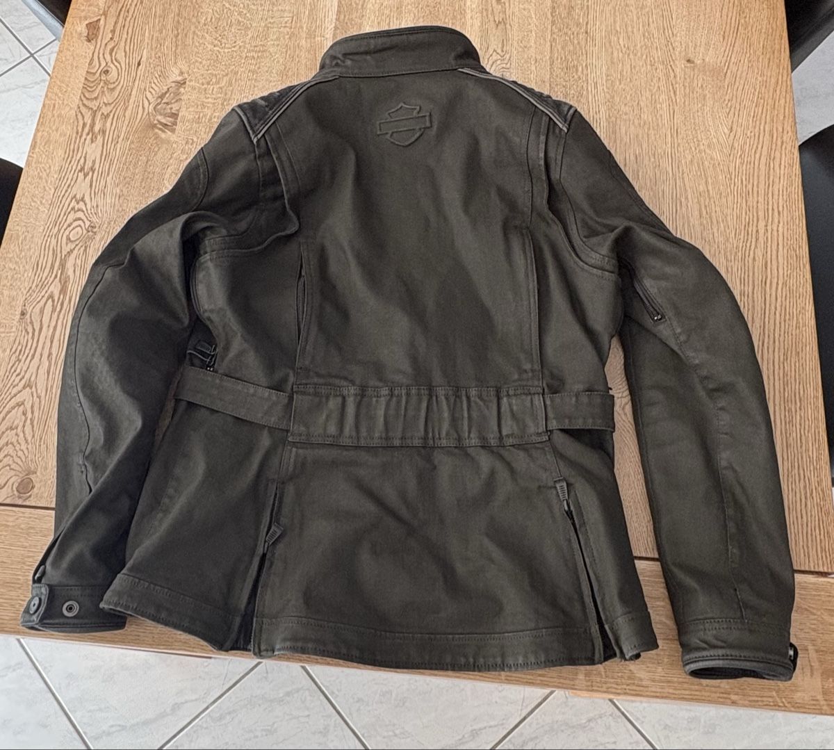 Harley-Davidson Vestes: Harley Davidson Damenjacke – D'occasion à Wangen b. Olten par Dasding 1