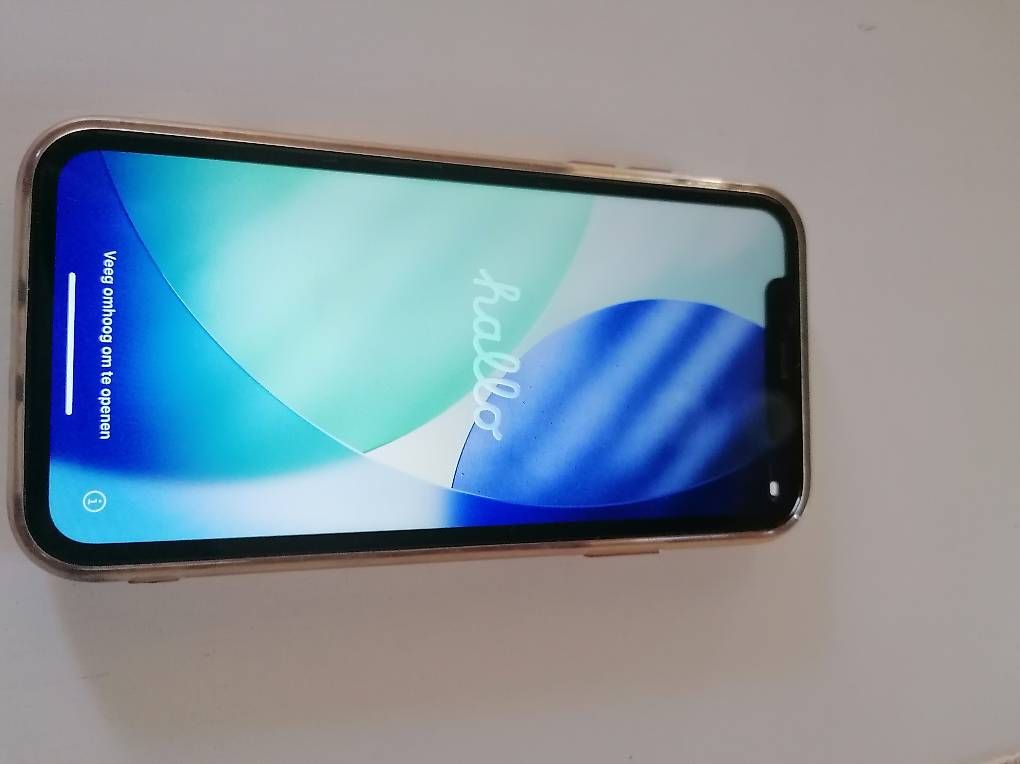 Apple Telefoni cellulari / Smartphones: iPhone 11 etat neuf – Usato da Meyrin venduto da Mtiga