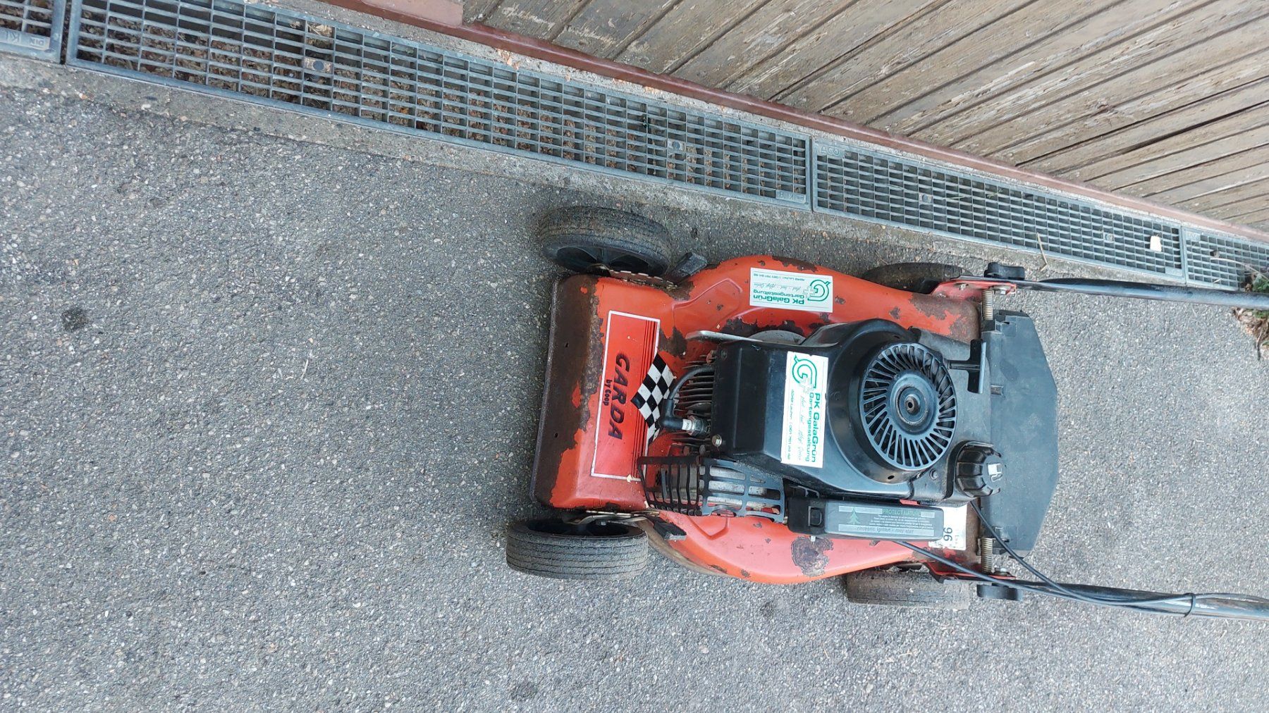 Rasenmäher: Rasenmäher – Defekt aus Laupersdorf von Kbr06