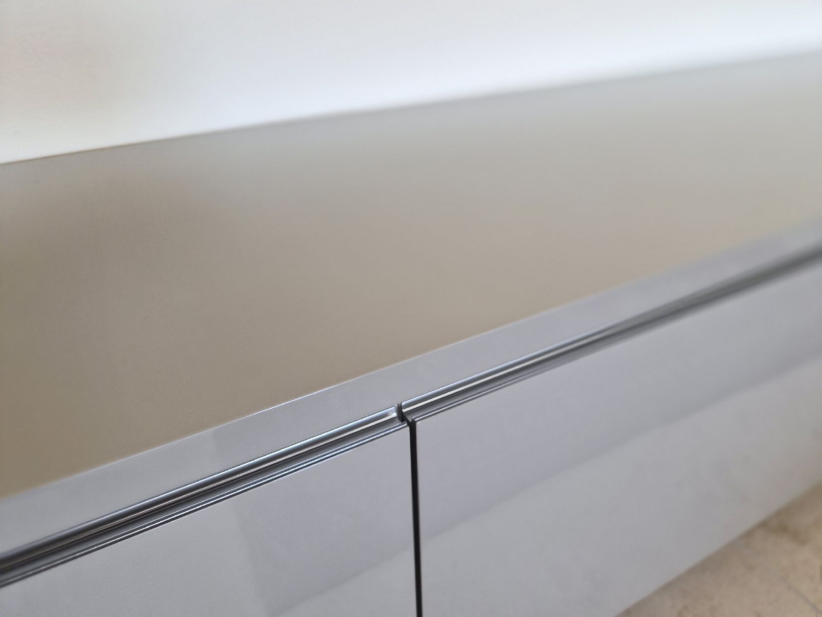TV Möbel: Lowboard Cube – Gebraucht aus Ottenbach von kianramezani 2