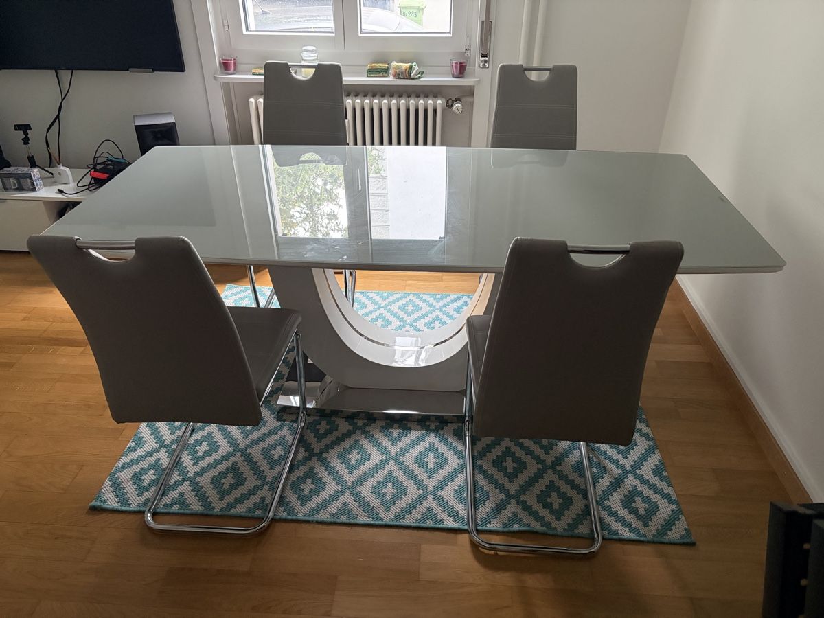 Set di tavolo e panche: Esstisch mit 4 Schwingstühle – Nuovo (secondo la descrizione) da Zürich venduto da 24karat01 4