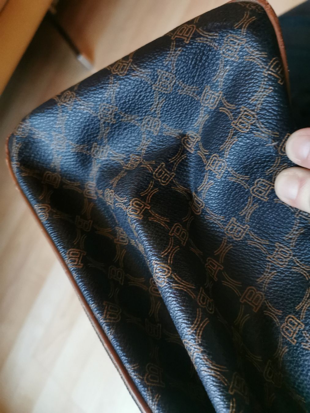 Bally Borse: wunderschöne grosse Vintage Bally Henkeltasche Leder – Usato da Zürich venduto da Hibiskus3 6