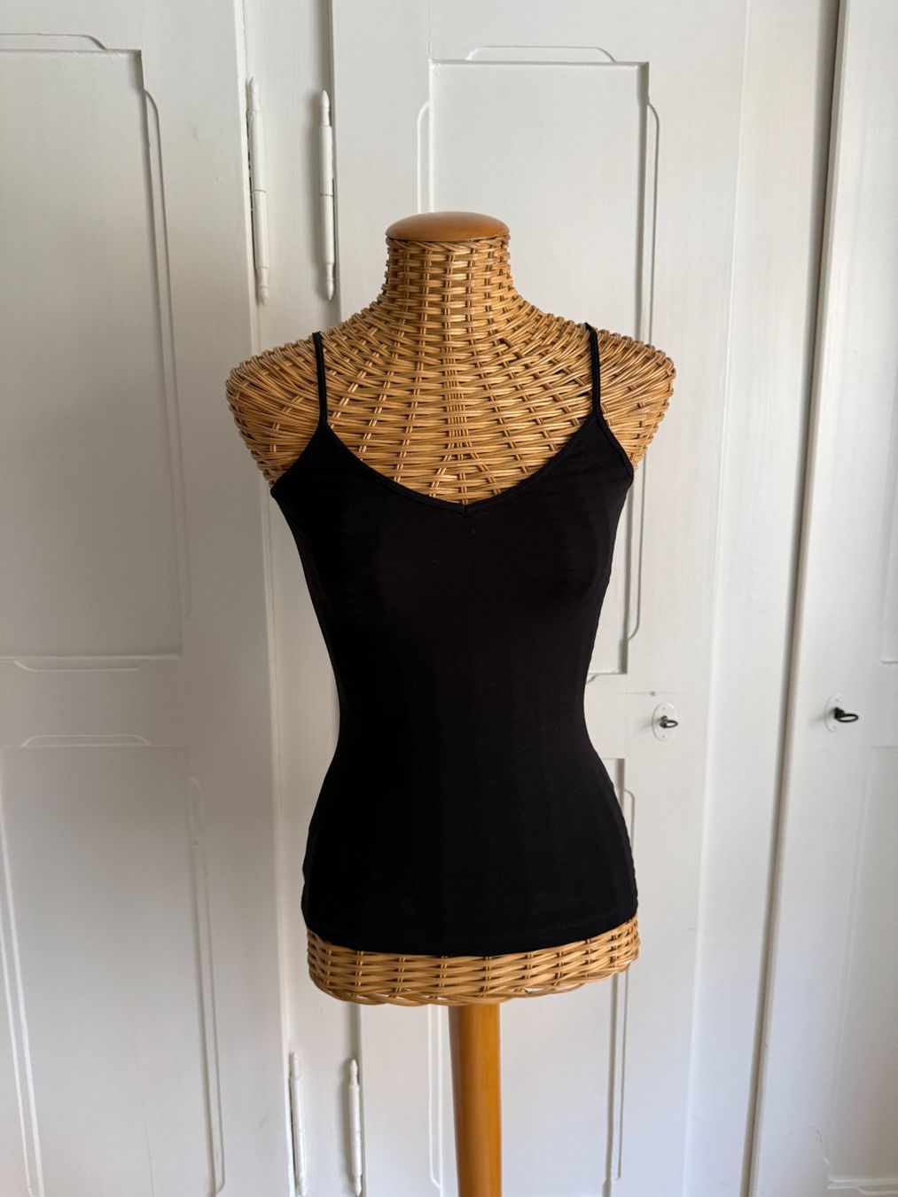 H&M Tops: Top schwarz XS – Gebraucht aus Zürich von Diazaio