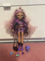 Monster High Doll Clawdeen Wolf mit Zubehören und Tier
