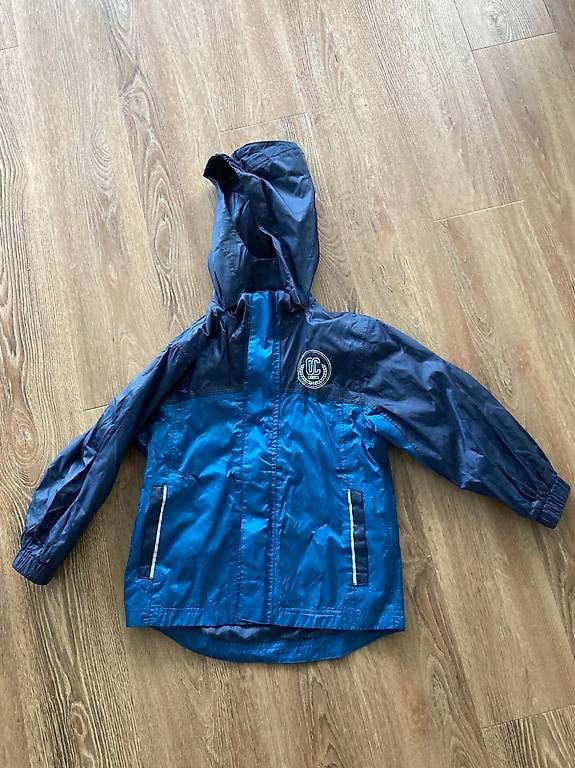 Vestes & Manteaux: Regenjacke 116 – D'occasion à Arbon par Tschu79