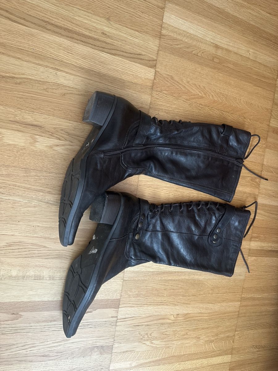 Scarpe da donna: Pasito leather boots size 41 – Usato da Zürich venduto da mag_v7x6 1