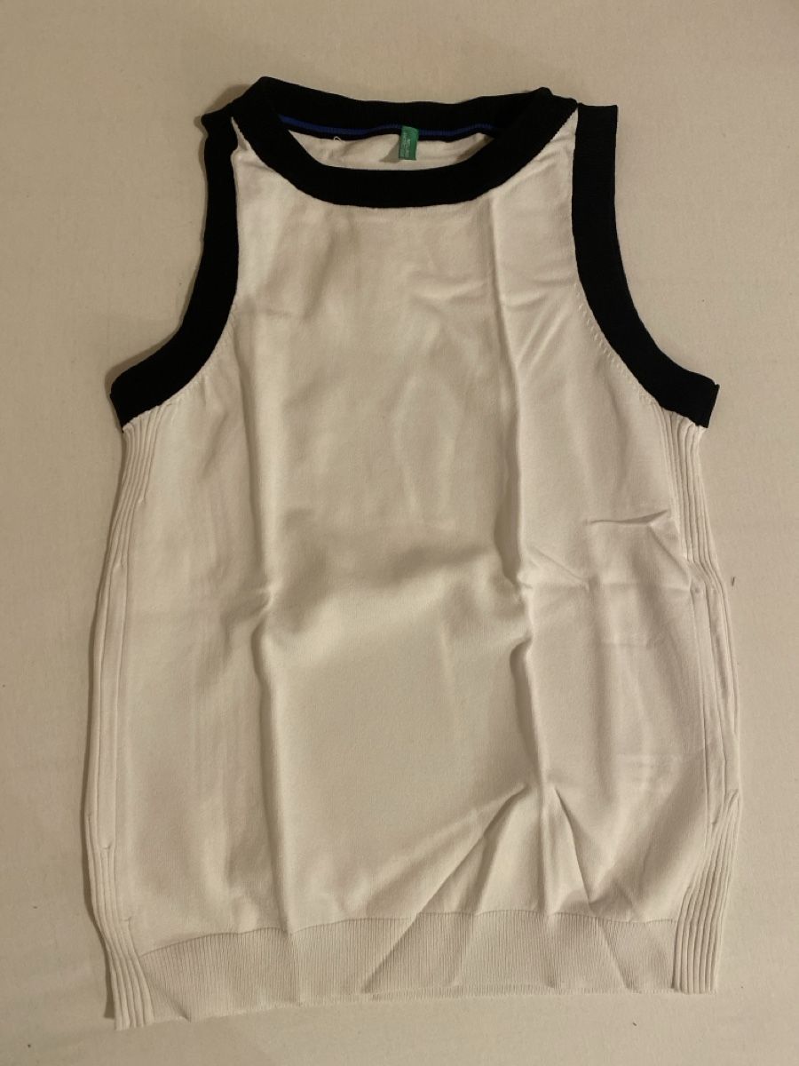 Benetton Top: Benetton Top, Schwarz/Weiss, Grösse S – Usato da Gossau SG venduto da MRS13