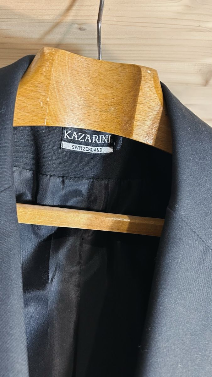 Giacche: Blazer noir Kazarini Switzerland – Usato da Pont (Veveyse) venduto da pil_k9jp 5
