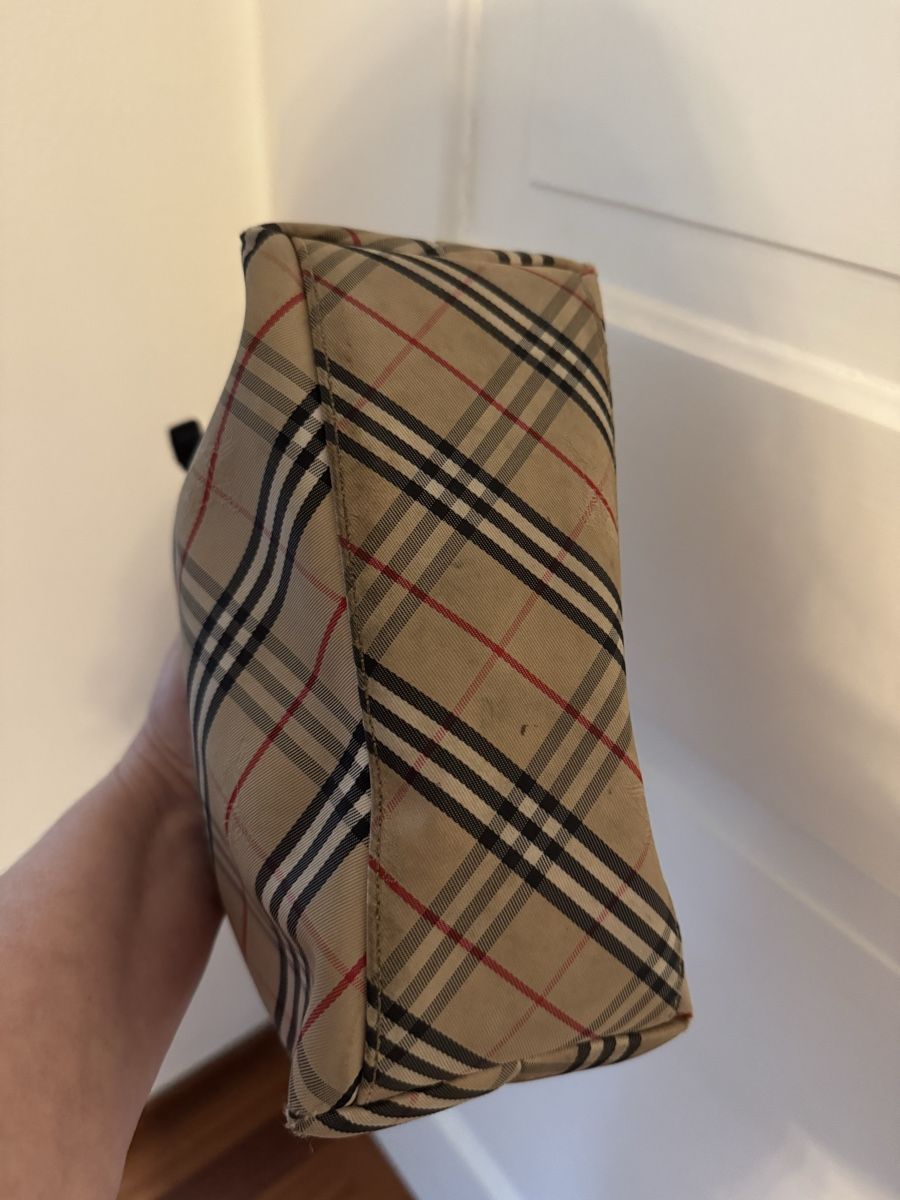 Burberry Sonstige Kleidung & Accessoires: Burberry Handbag Check Pattern Used Condition – Gebraucht aus Rüschlikon von luc_q2tl 4