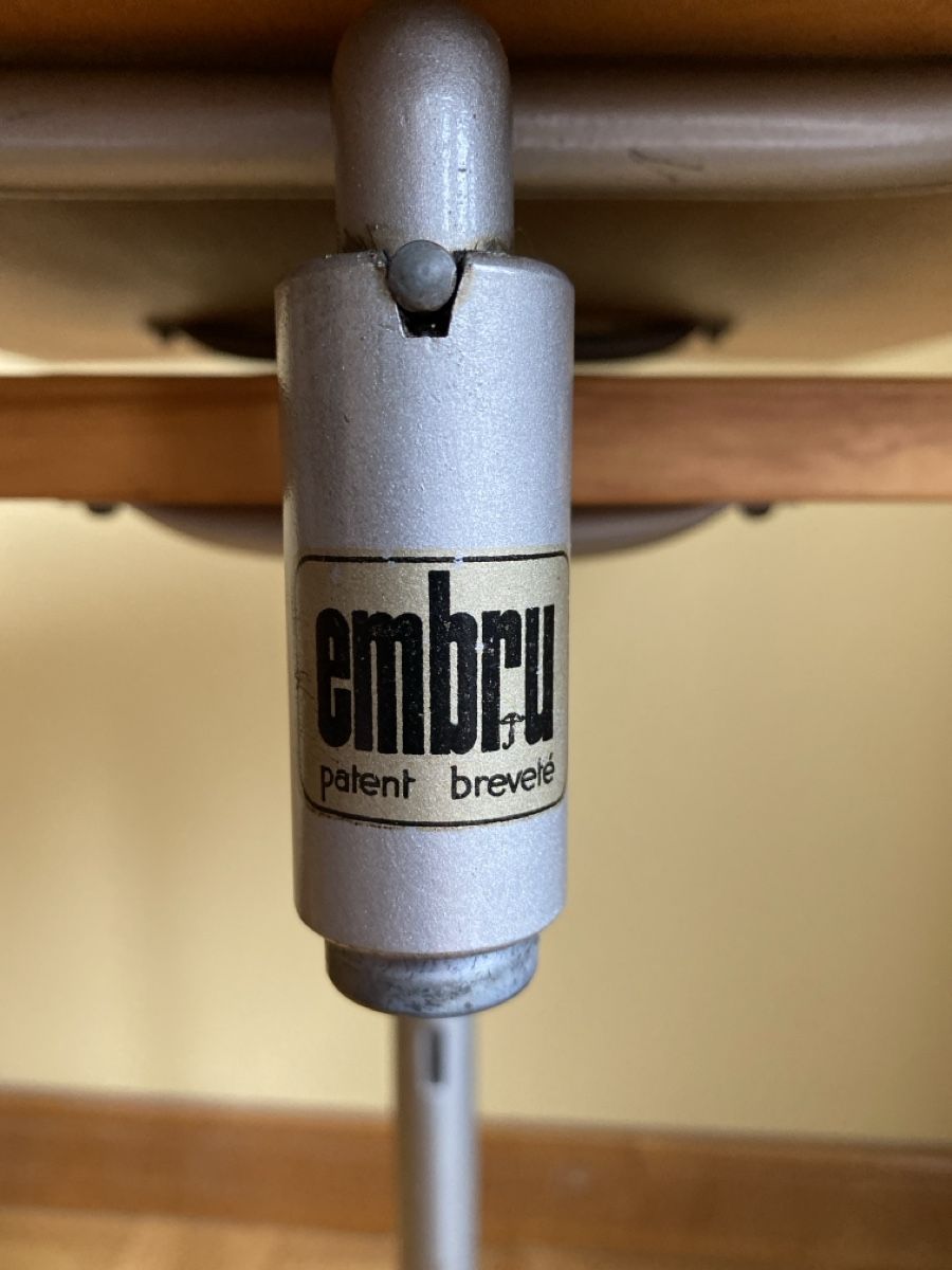 Tische: Vintage Embru Caruelle Tisch Designklassiker – Gebraucht aus Luzern von Gustav-33 5