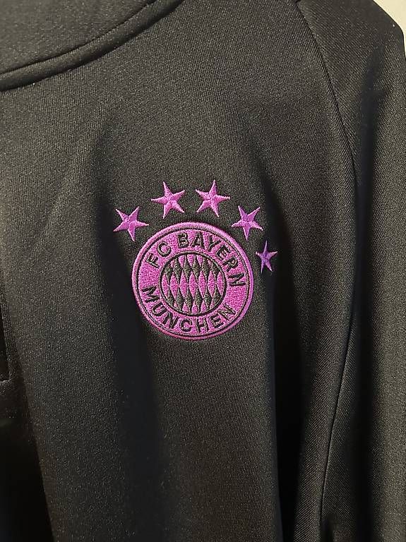 Adidas Maglioni & Felpe: Bayern München Kapuzenpulli Gr. XXL – Usato da Braunau venduto da Laus67 1
