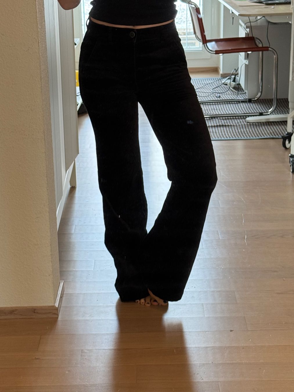 Massimo Dutti Pantaloni: Massimo Dutti velvet wide leg pants – Nuovo (secondo la descrizione) da Zürich venduto da AlineCr 2