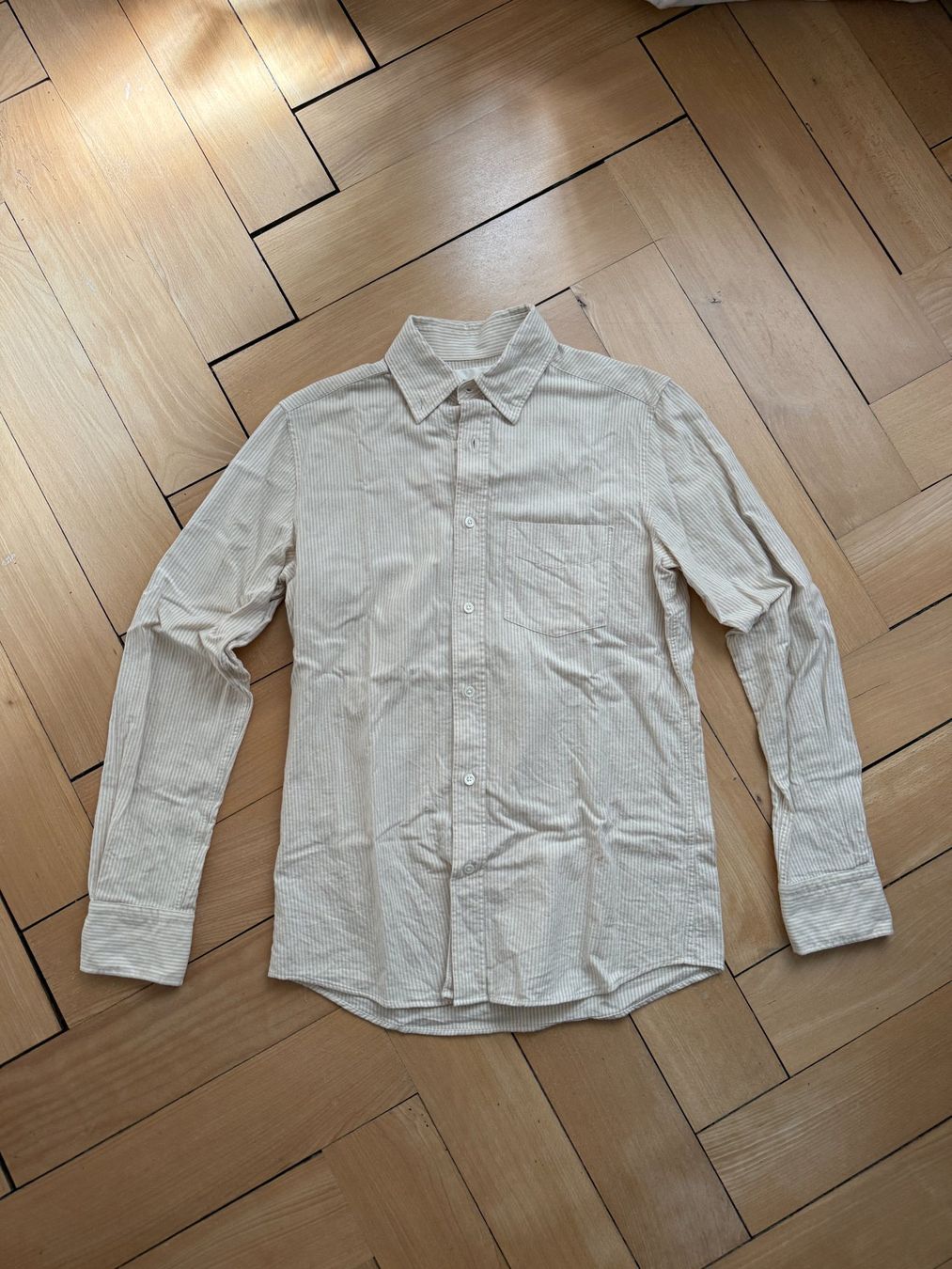 Massimo Dutti Hemden: MASSIMO DUTTI - Hemd beige-weiss gestreift S – Gebraucht aus Zürich von Diazaio