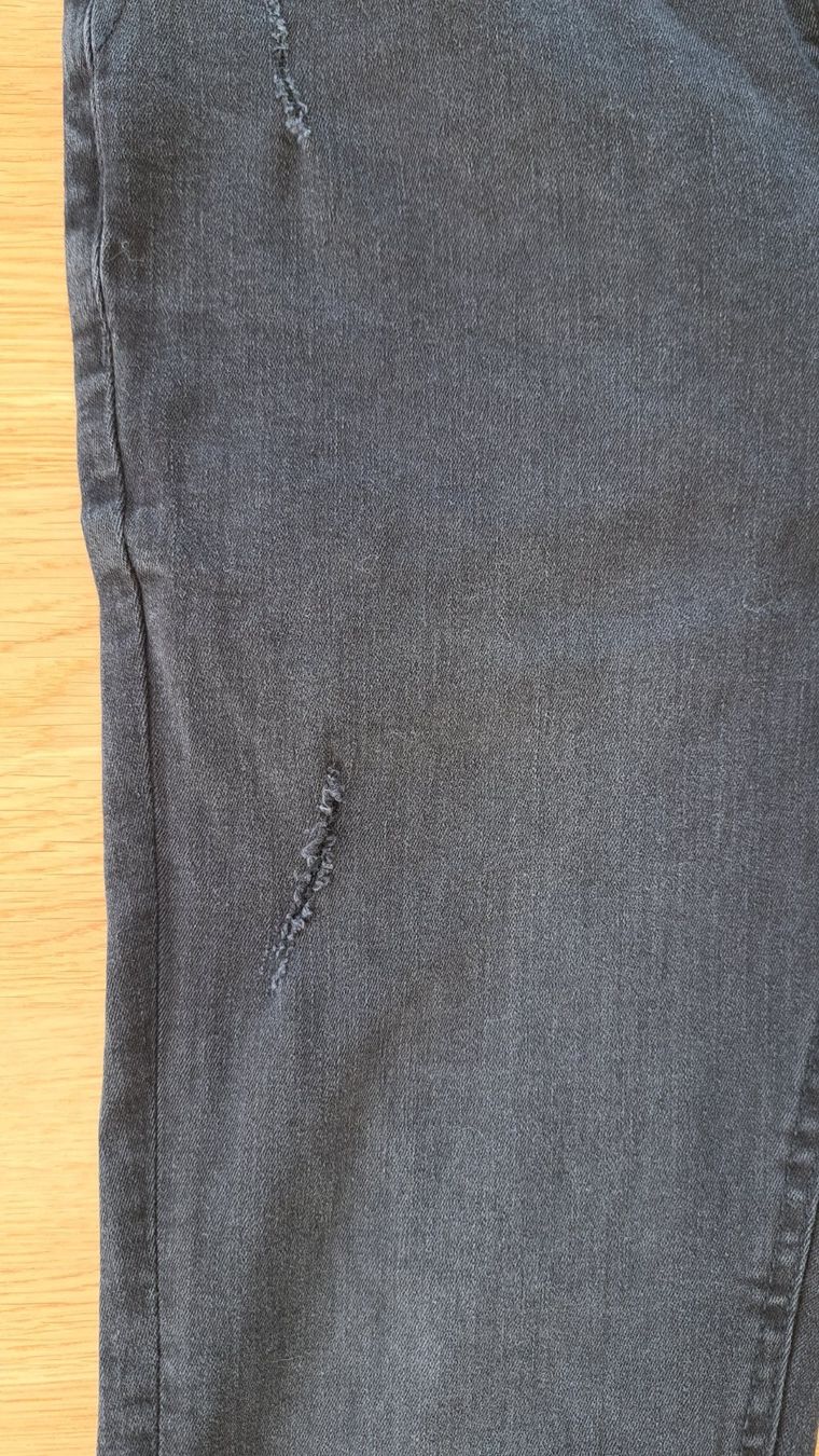 Jeans: Schwarze Jeans von Amisu / Gr. 30 – Neu (gemäss Beschreibung) aus Luzern von Salemanlu 4