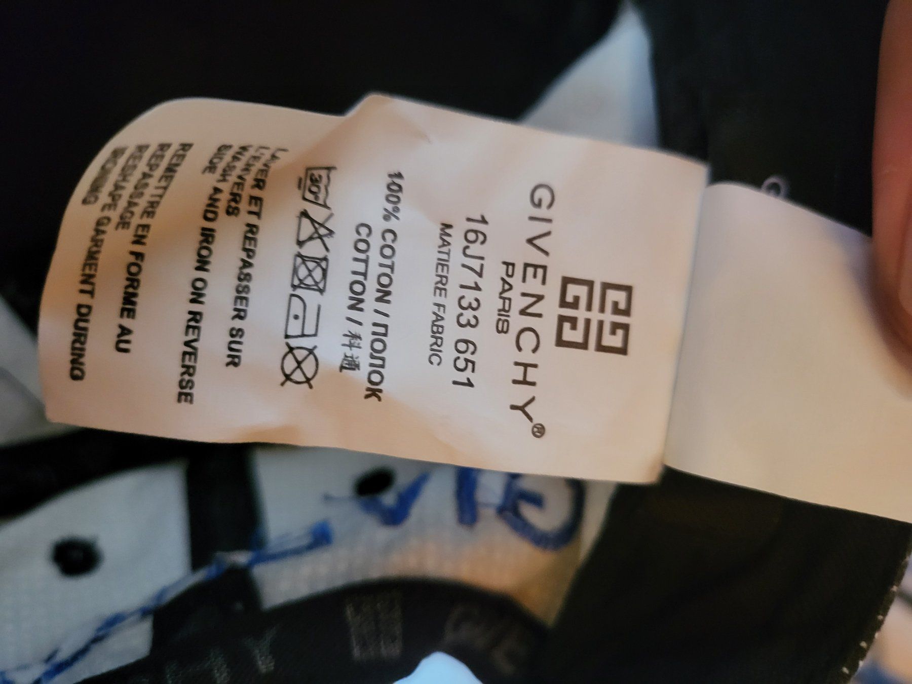Givenchy Copricapi, berretti & cappellini: Casquette Givenchy Paris Neuf – Nuovo (secondo la descrizione) da Troistorrents venduto da ami_mzq5 7