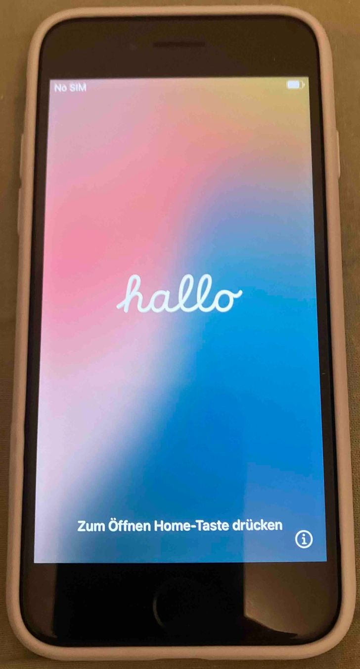 Apple Handys / Smartphones: Apple iPhone SE 2022 (3rd gen) - 64GB - Model A2595 – Gebraucht aus Genève von abch123 5