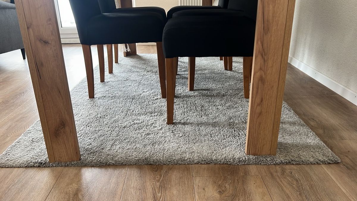 Teppiche: Moderner Teppich Hellgrau – 195 × 133 cm – Gebraucht aus St. Gallen von bor_l2tb 1