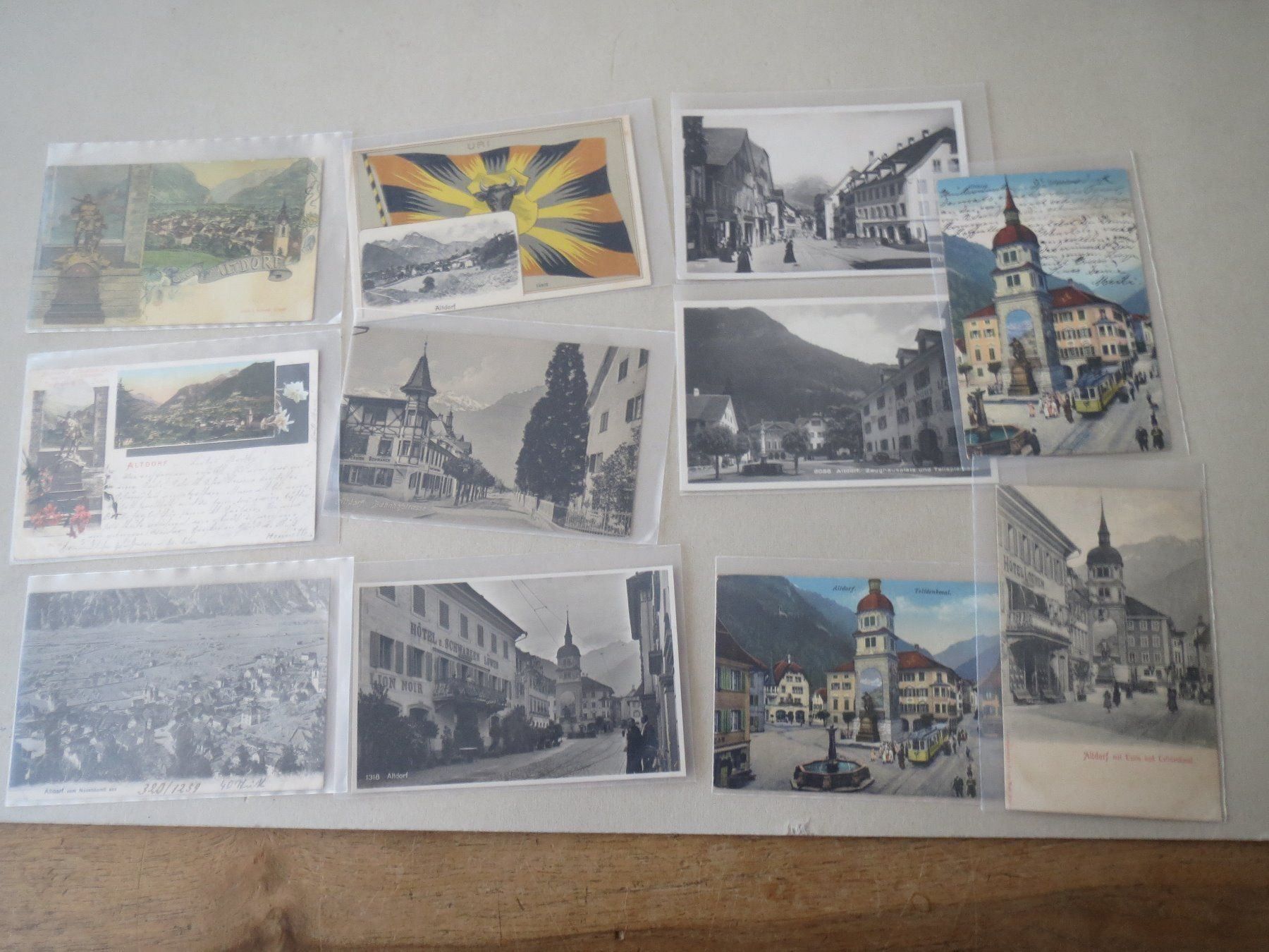 Cartoline postali: Altdorf - 110 alte Ansichtskarten – Usato da Tagelswangen venduto da Miski 1