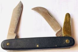 Älteres Okulier+Hackenmesser, Victoria 476,schwarz,Messingk.