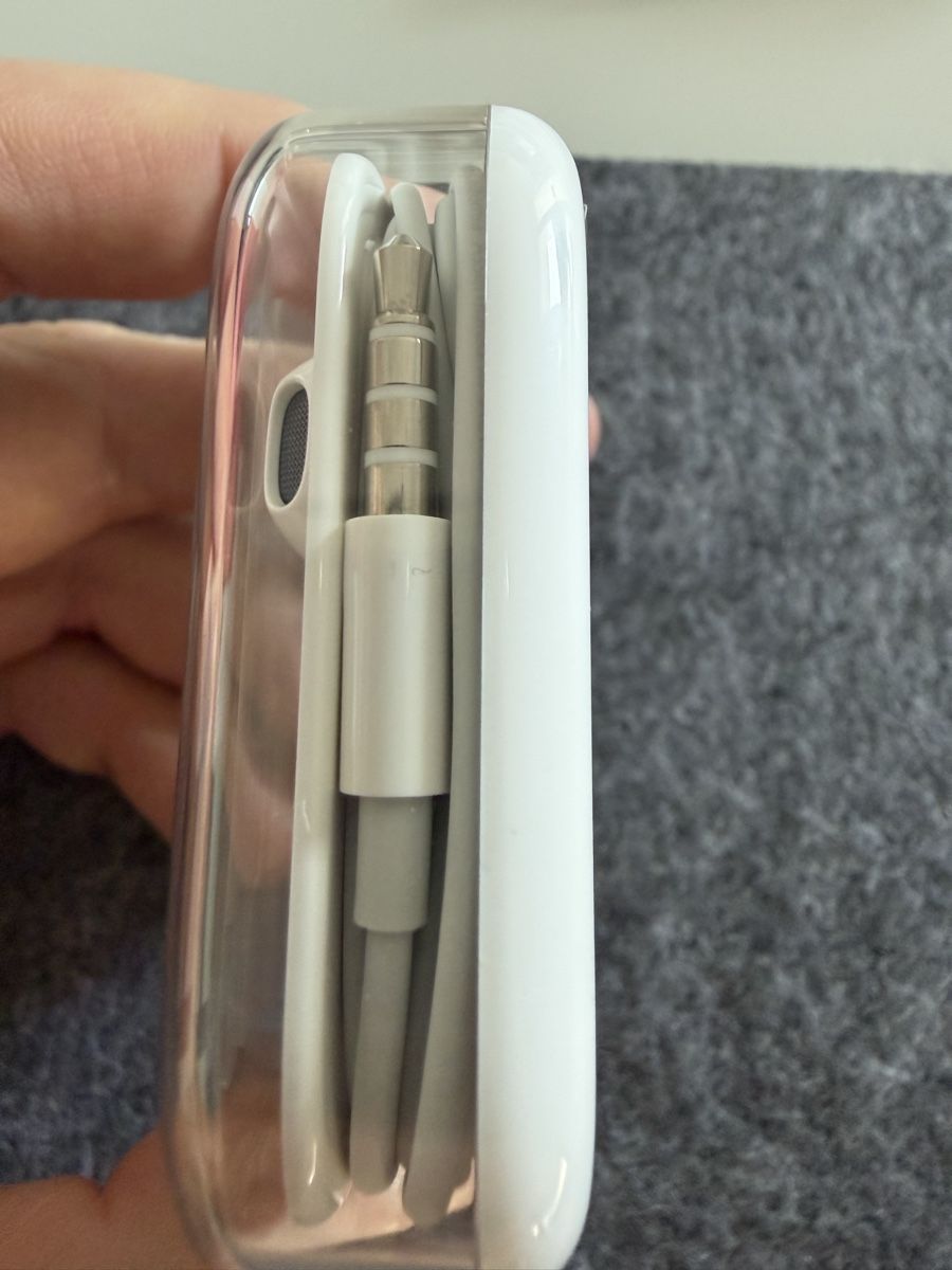 Apple Kopfhörer: Apple Kopfhörer – Neu und originalverpackt aus Oftringen von roy_j87t 2