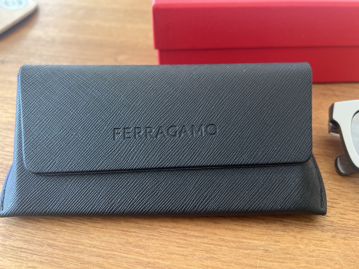 Salvatore Ferragamo Brillen & Gläser: Sonnenbrille Ferragamo – Gebraucht aus Biel/Bienne von Sev.mart 4