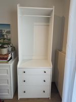 IKEA HAUGA Kleiderschrank offen
