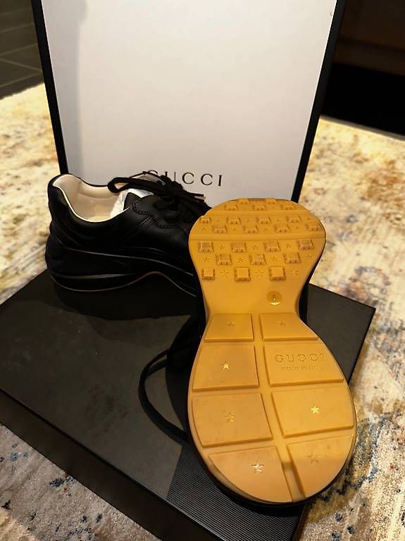Gucci Herrenschuhe: Sneaker - Gucci Rhyton – Gebraucht aus Rorschach von NaCry 1