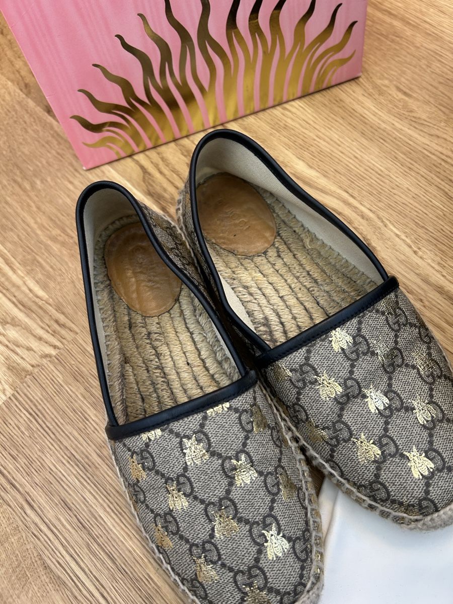 Gucci Scarpe da donna: Gucci Espadrilles mit Bienenmuster, Grösse 36 – Usato da Bern venduto da alena.b 4