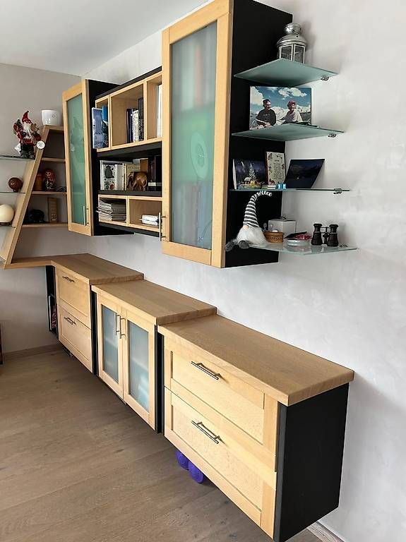 Credenze: Meubles de salon / bois – Usato da Chamoson venduto da OkGeo 2