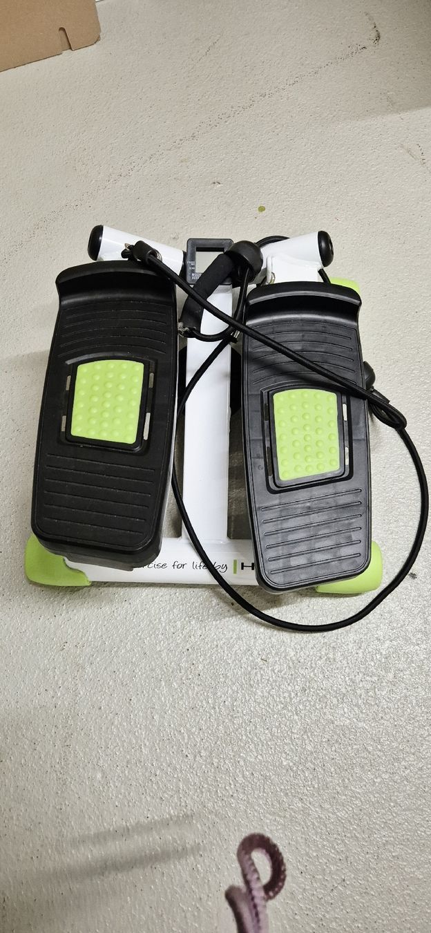Hometrainer: Ministepper – Gebraucht aus mettmenstetten von choice01