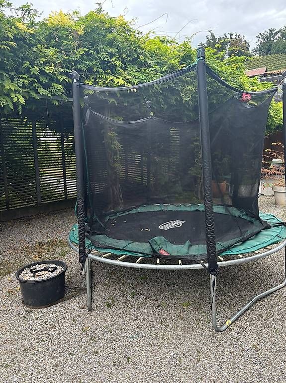 Trampolini: GRATIS - BERG Talent 240 Trampolin – Usato da Jona venduto da Tscho3 3
