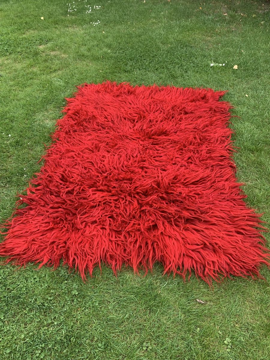 Coperte: Rote Ziegenhaar-Decke aus den Rhodopen – Usato da Winterthur venduto da SB580117