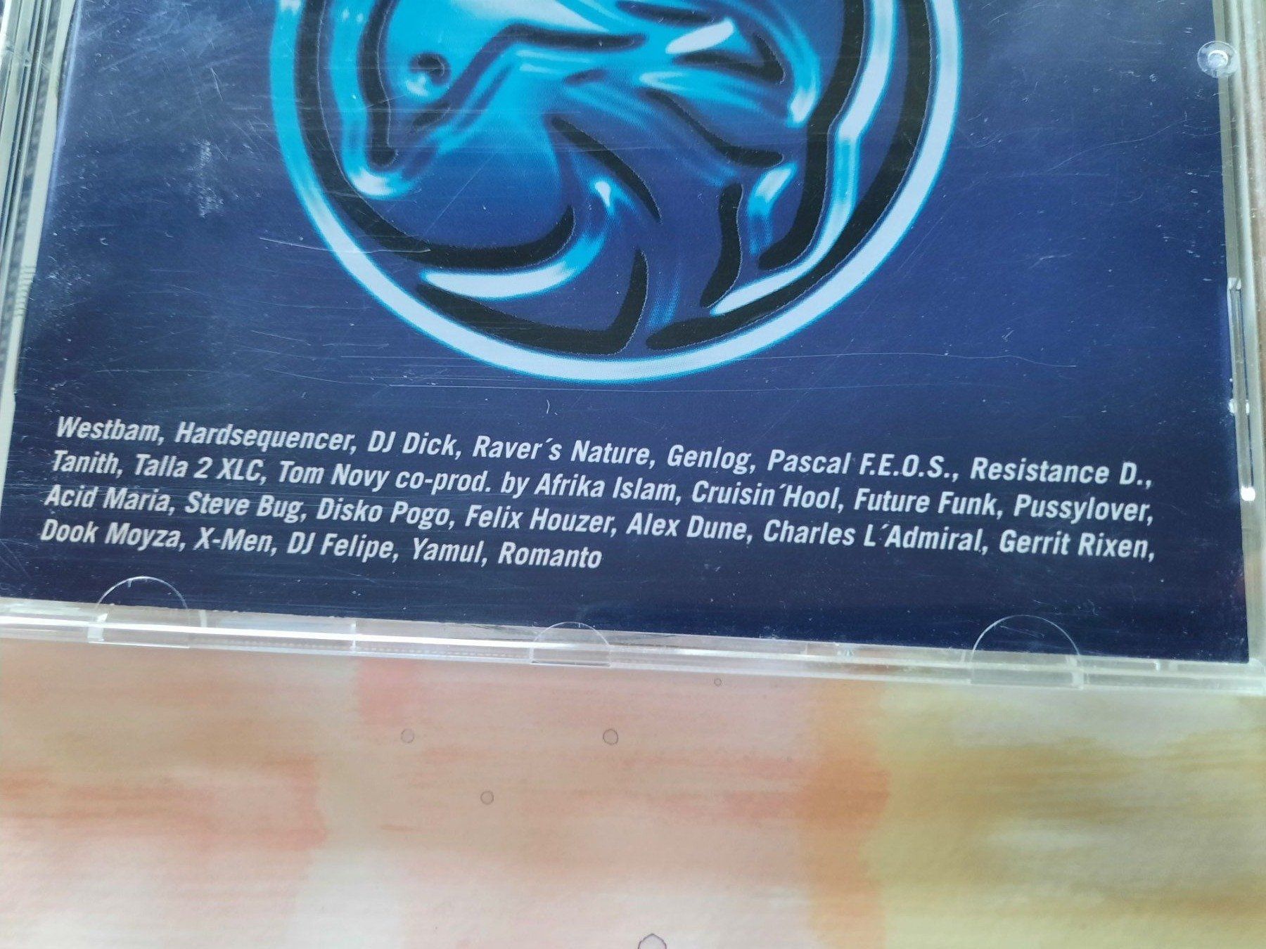 CD: Cd Rave & Cruise - The Odyssey – Usato da Pully venduto da bro_n52j 1