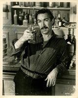 ANTHONY QUINN († 2001) handsigniertes Grossfoto 20x25cm COA